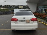 Volkswagen Jetta-9
