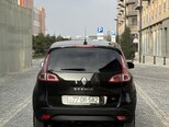 Renault Scenic-8