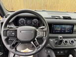 Land Rover Defender-10