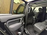 Land Rover Defender-16