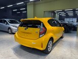 Toyota Aqua-10