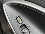 Hyundai Santa Fe-13