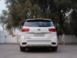 Kia Carnival-6