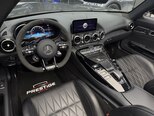 Mercedes AMG GT S-12