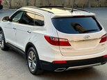 Hyundai Grand Santa Fe-7