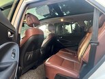 Hyundai Grand Santa Fe-15