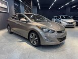 Hyundai Elantra-12