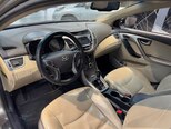 Hyundai Elantra-18