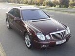 Mercedes E 220 d-3