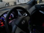 Hyundai Accent-6