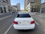 Mercedes E 220 d-6