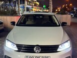 Volkswagen Jetta-1