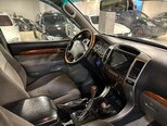 Toyota Land Cruiser Prado-12