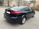 Kia Cerato-5