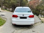 Volkswagen Jetta-3