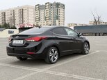 Hyundai Elantra-7