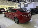 Hyundai Elantra-6