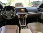 Hyundai Elantra-9