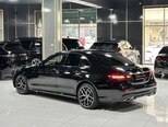 Mercedes E 300 de-5