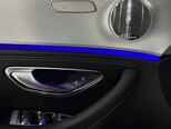 Mercedes E 300 de-11
