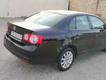 Volkswagen Jetta-15