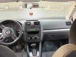 Volkswagen Jetta-5