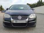 Volkswagen Jetta-1