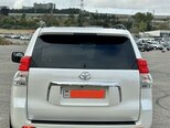 Toyota Land Cruiser Prado-5