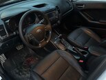 Kia Cerato-10