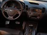 Kia Cerato-8