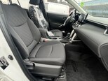 Toyota Corolla Cross-9