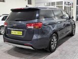 Kia Carnival-3