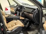 Volvo XC90-21
