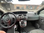 Renault Scenic-12