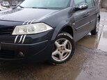 Renault Megane-11