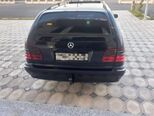 Mercedes E 220 d-6
