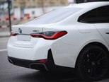 BMW i4-8