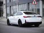 BMW i4-5