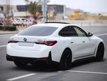 BMW i4-6