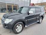 Mitsubishi Pajero-5