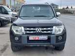 Mitsubishi Pajero-1