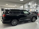Lexus LX 570-19