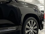 Lexus LX 570-12
