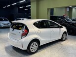 Toyota Aqua-8