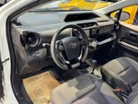 Toyota Aqua-15