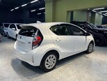 Toyota Aqua-10