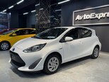 Toyota Aqua-4
