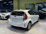 Toyota Aqua-10