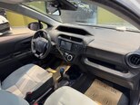 Toyota Aqua-15