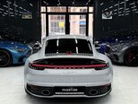 Porsche 911 Carrera-7